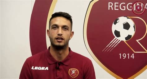 Dalla promozione con la Reggina all esperienza con la Vis Pesaro chi è