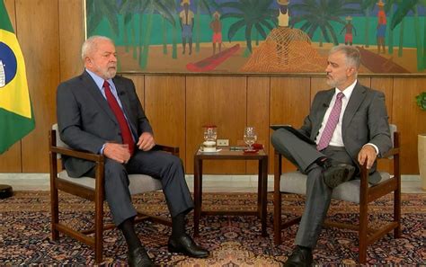 Lula concede a primeira entrevista à TV aberta assista aqui