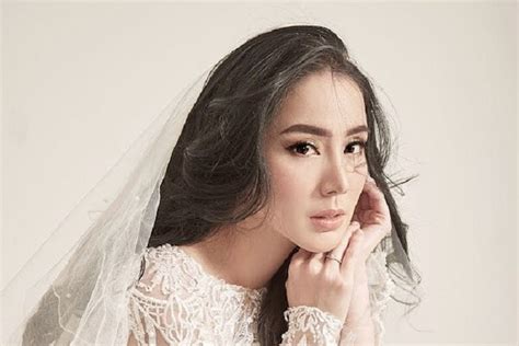 Dikenal Jadi Ratu FTV Yang Kerap Wara Wiri Di Layar Kaca Artis Cantik