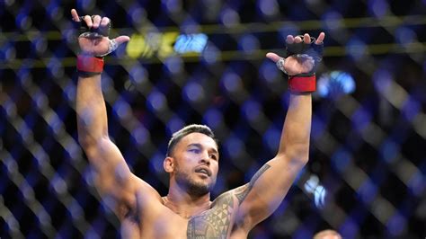 UFC 292 Prelims Unflappable Brad Tavares Ruins Chris Weidmans Return