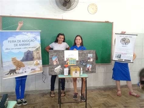 TIETBOEHL - NOSSA ESCOLA: TRABALHANDO COM ANÚNCIOS PUBLICITÁRIOS