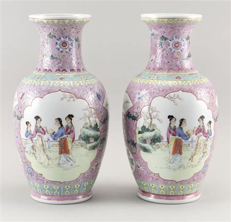 Lot Pair Of Chinese Famille Rose Porcelain Vases In Baluster Form