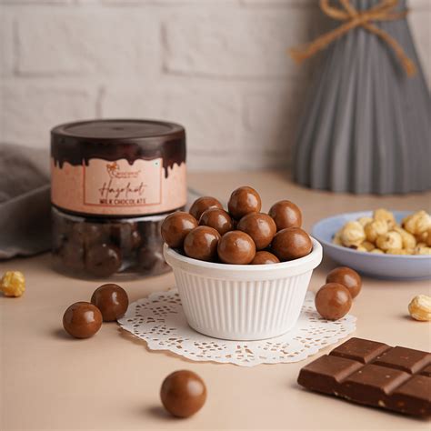 Buy Hazelnut Milk Chocolate Online at ₹ 300 | Chocovic