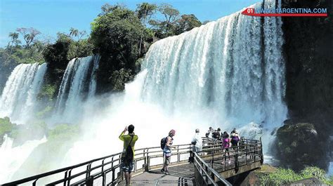 Attractions to enjoy Iguazu falls, waterfalls, views, horseback riding