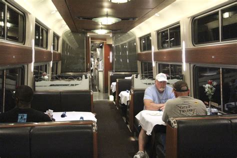 Amtrak returns 'traditional dining' to Silver Meteor - Trains