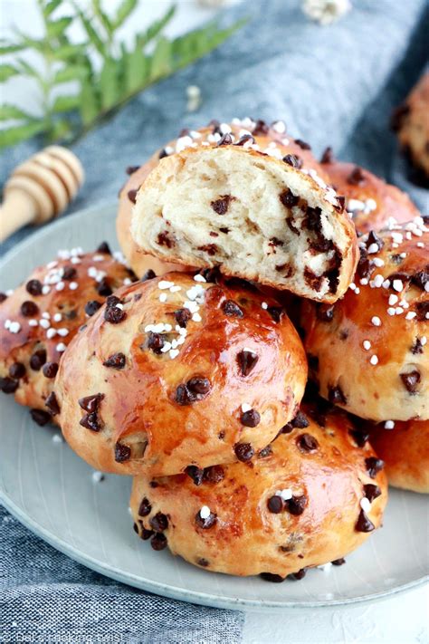 Petites Brioches Aux P Pites De Chocolat Recette Recettes De