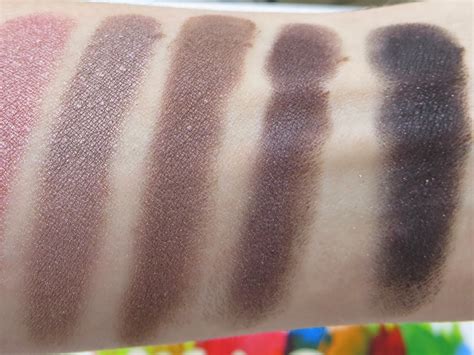 Swatch Soiree Silk Naturals Naked Swatches Review