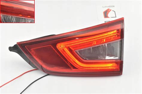 Lampa tylna Nissan Oe Lampa Prawa Tył Led W Klapę Qashqai Ii J11