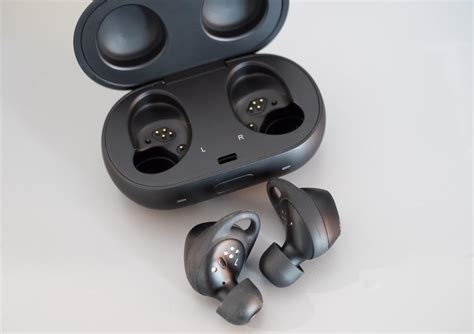 Беспроводные наушники самсунг gear iconx 2018, обзор, отзывы