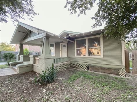 Under 150k Sunday Craftsman Bungalow For Sale In Mcallen Tx Under