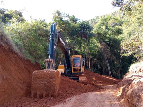 Governo de Minas inicia recuperação do pavimento em dois trechos de