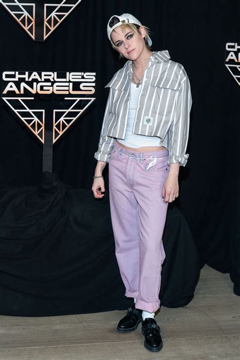 Kristen Stewart - "Charlie's Angels" Photocall in NY • CelebMafia