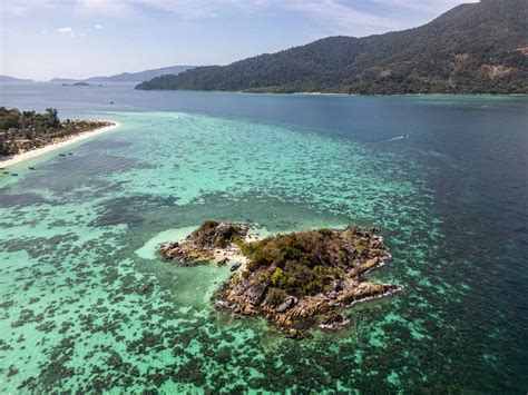 koh lipe worth visiting read   deciding