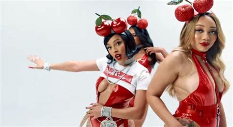 Doja Cat ft. Tyga - "Juicy" [VIDEO]