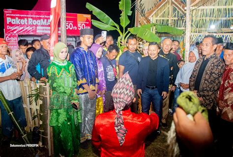 Festival Pandanga HUT Kintom Ke 62 Dibuka Bupati Amirudin