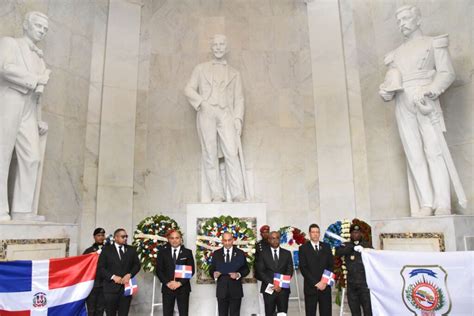 Dncd Rinde Homenaje A Los Padres De La Patria Por El Aniversario De