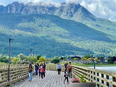 Guide To Travel Salmon Arm British Columbia — Exploratory Glory Travel