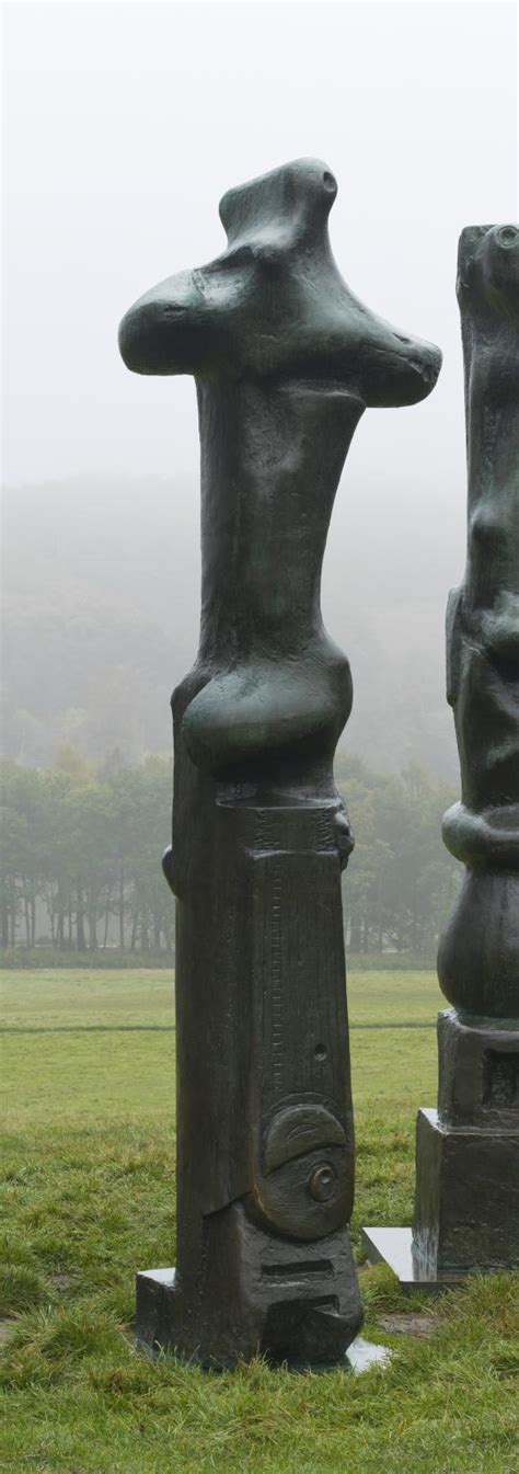 Henry Moore Om Ch Upright Motive No Glenkiln Cross Cast