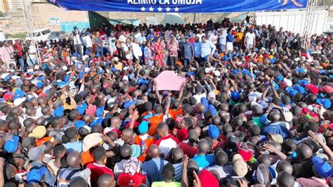 Ruto Must Go Azimio Huge Crowd Chants As Raila Speaks In Mukuru