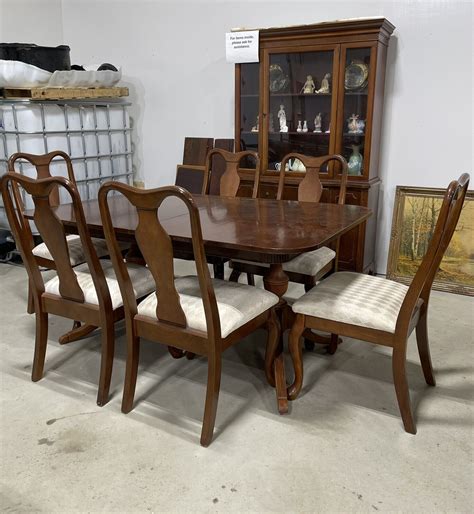 Used Formal Dining Room Sets