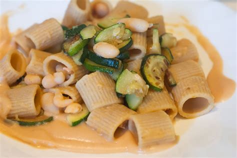 Creamy Zucchini And Cannellini Bean Pasta Easy Quick