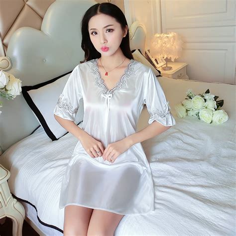 Sexy Silk Satin Nightgowns For Women 2018 Summer Night Dress Lingerie Female Short Sleeve Night