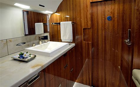 Gulfstream G650 Bathroom