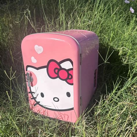 Hello Kitty Mini Fridge! I love this thing so much.... - Depop