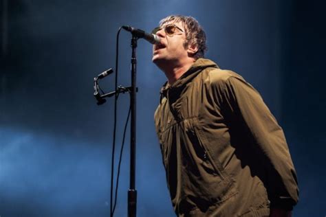 Liam Gallagher Con La Salute Non Si Scherza Anche Lui Prende Una