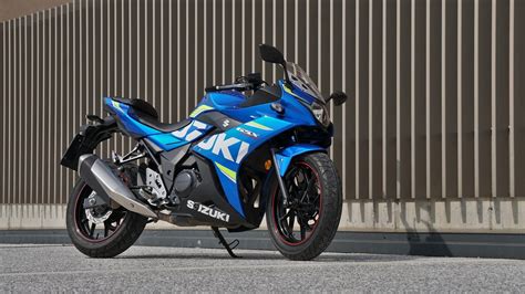 Suzuki Gsx R Prova Caratteristiche Dotazioni Prezzo E Foto