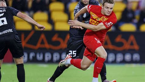 Christian Rasmussen Hattrick Sender Fcn Videre I Pokalen Bt Fodbold