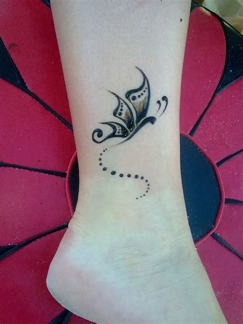 22 Superlative Mehndi Tattoo Designs for Ladies – SheIdeas