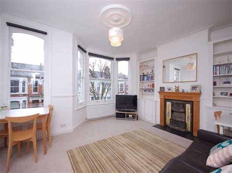 2 Bed Flat To Rent In Leighton Gardens Kensal Rise Nw10 Zoopla