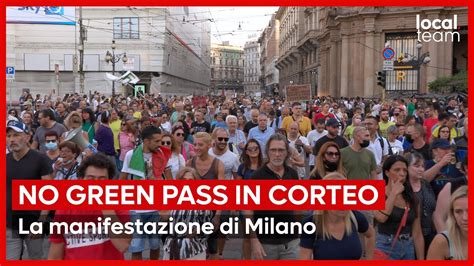 Il Corteo Non Autorizzato Dei No Green Pass In Centro A Milano 18