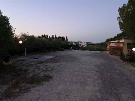 Area Sosta Camper Agricampeggio Poggio Ai Pini A Certaldo In Sp Di