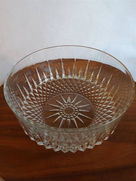 Vintage Arcoroc France Cut Crystal Bowl Starburst 9 Inch Serving Bowl Hostess T Wedding