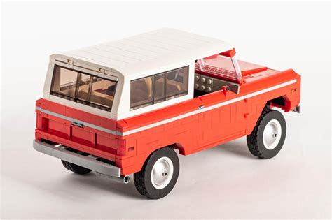 LEGO MOC Ford Bronco Classic by FanisLego | Rebrickable - Build with LEGO