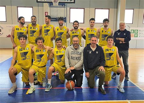 Basket Il Cus Pisa Strapazza Camerino E Ipoteca La Finale Dei