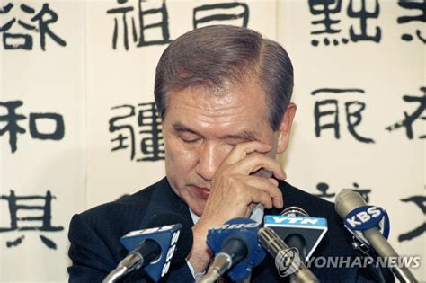 韩国前总统卢泰愚去世 韩联社