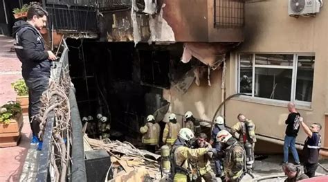 Incendio En Club Nocturno Deja Al Menos Muertos En Estambul