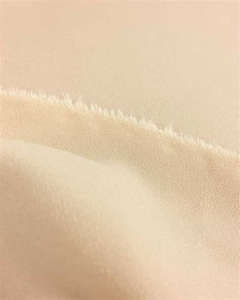 Tissu Cr Pe Envers Satin Cristina Mercerine