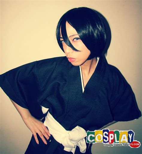 15 Sets of Ichigo Kurosaki Cosplay Costume, Wig, Props and Accessories ...