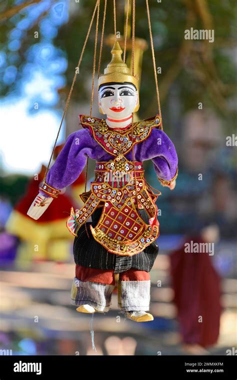 Burmese Puppets Hi Res Stock Photography And Images Alamy