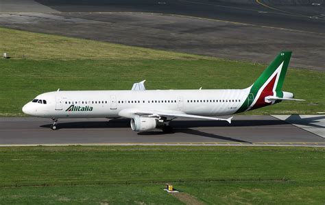 I BIXP Heathrow 31 3 17 Alitalia A321 112 Andrew Pope Flickr