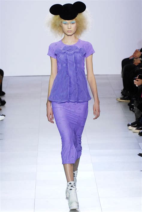 Comme des Garçons Fall 2007 Ready to Wear Fashion Show Vogue