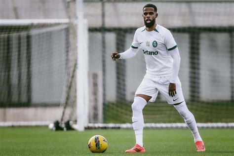 Sporting De Jo O Pereira Goleia U Leiria Por O Primeiro Onze