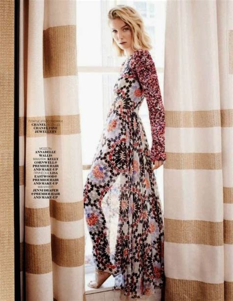 Exquisitely Sexy Annabelle Wallis Photos Half Nude Pics