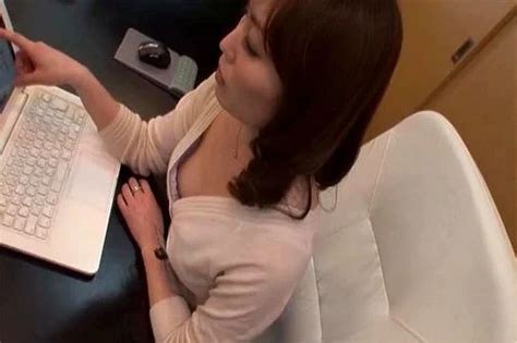 Mira 乳首が見れる会社このOLは優秀だ3 Ol 乳首 胸ちら Porn SpankBang