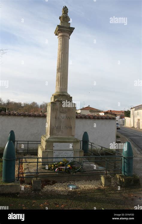 French War Memorial France December 2011 Stock Photo - Alamy