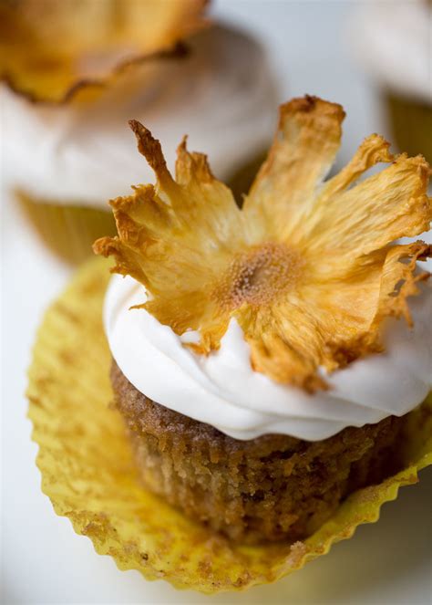 Pineapple Flower Garnish